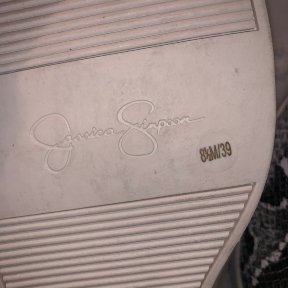 Jessica Simpson slip on sneakers - Picture 2 of 2